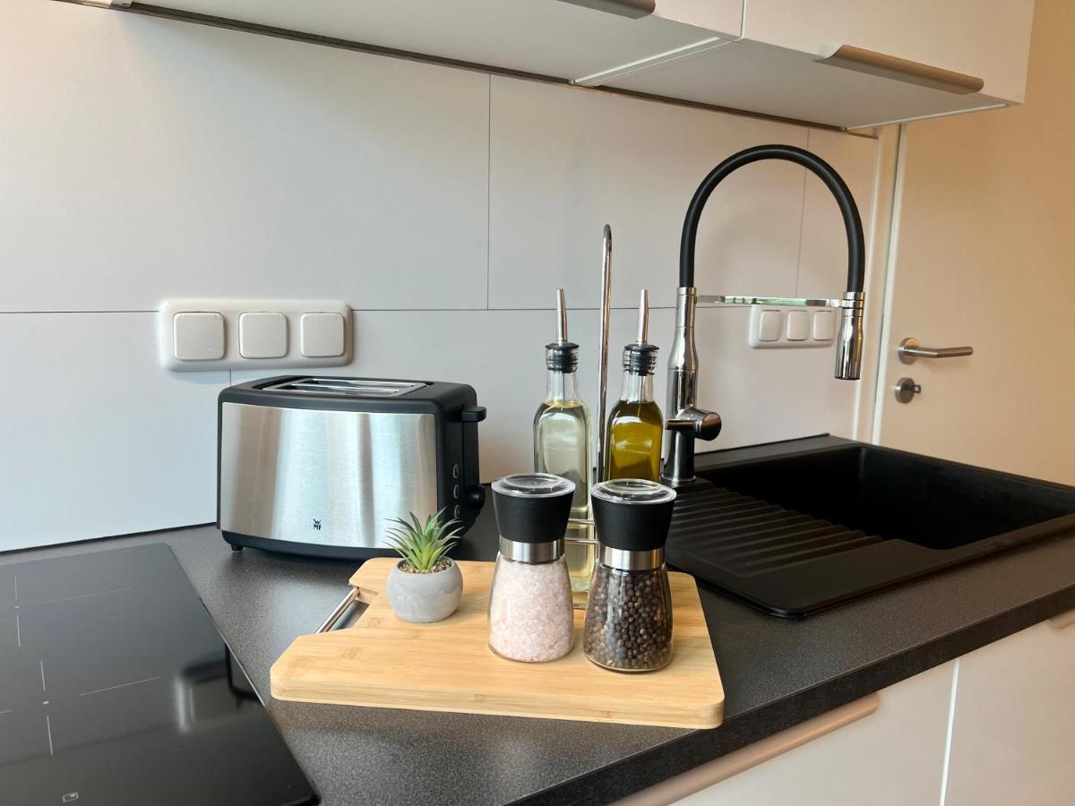 Design Apartment Mit Balkon - Kueche - Netflix エッセン エクステリア 写真