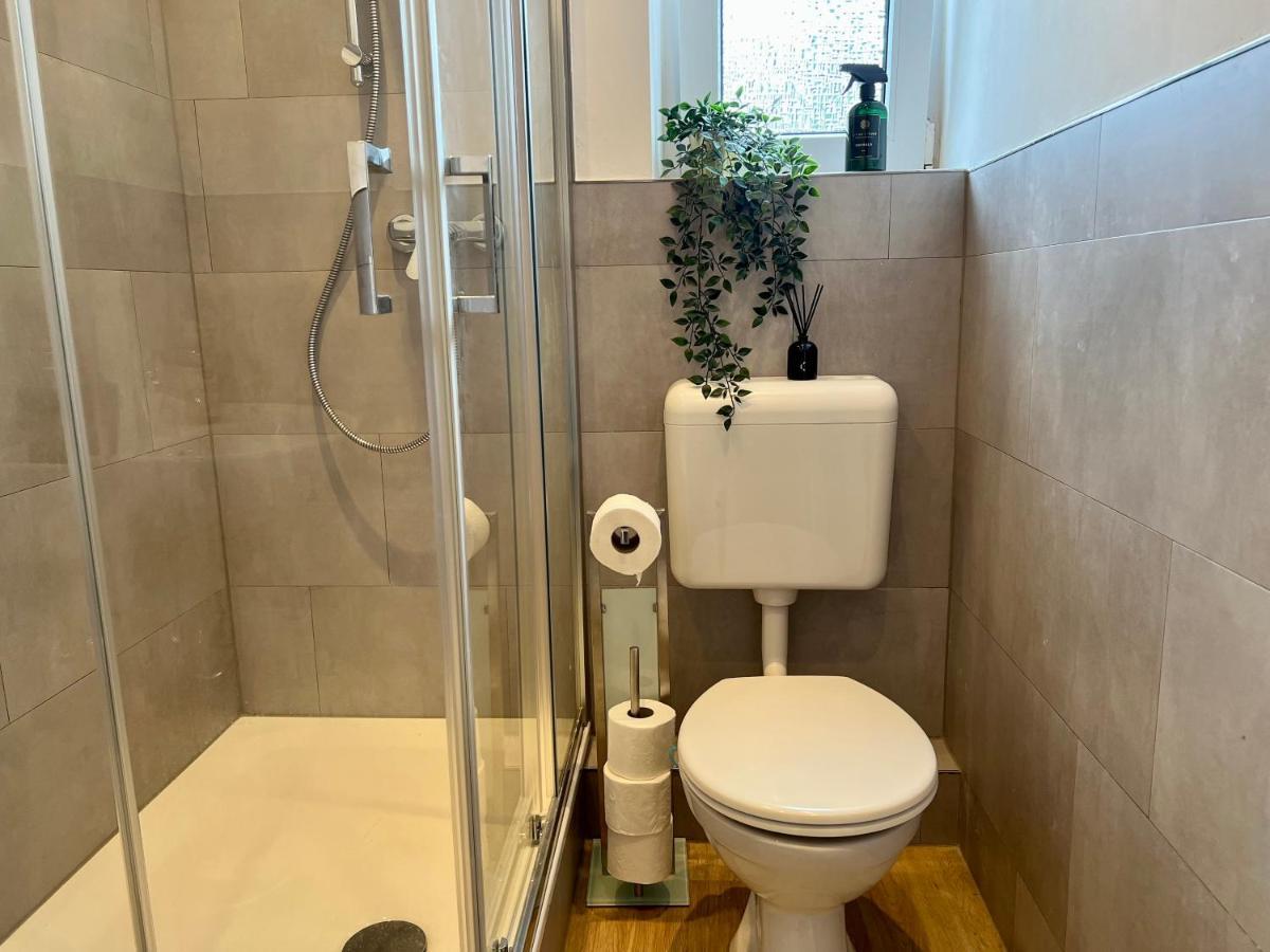 Design Apartment Mit Balkon - Kueche - Netflix エッセン エクステリア 写真